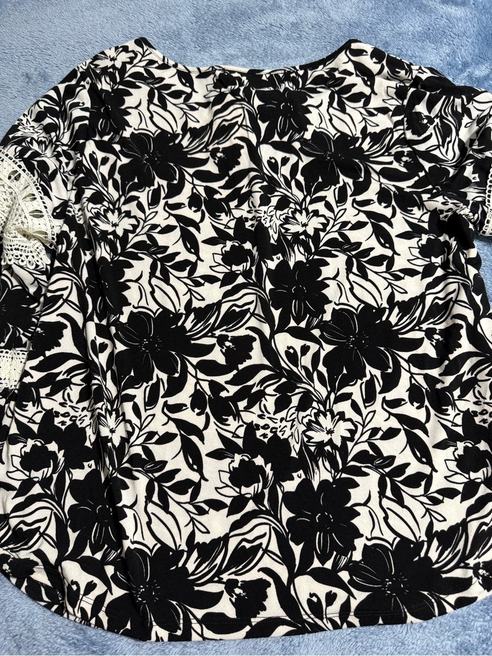 Monteau Black & White Floral Lace-Trim Top - Picture 5 of 5